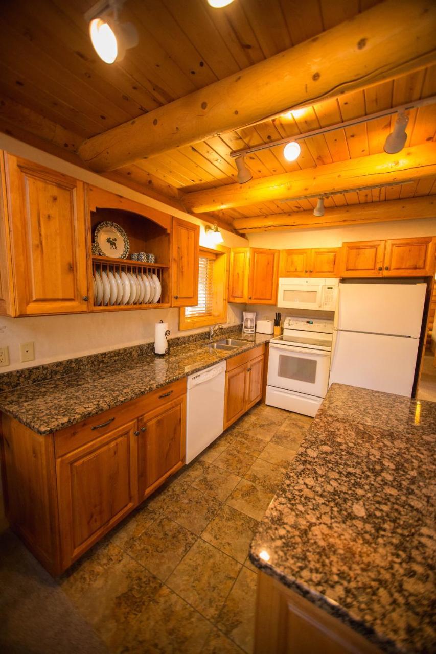 Villa The Pines At Island Park Extérieur photo