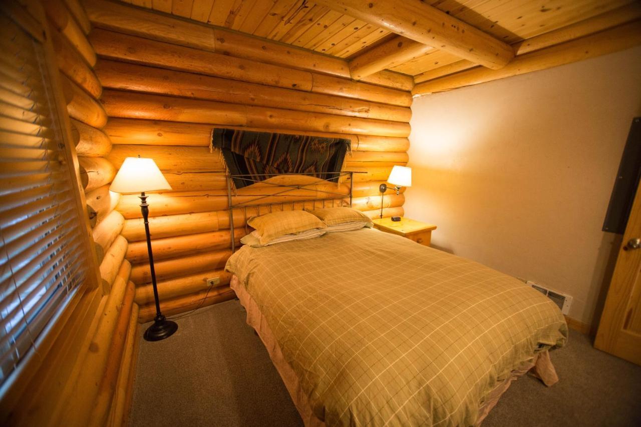 Villa The Pines At Island Park Extérieur photo
