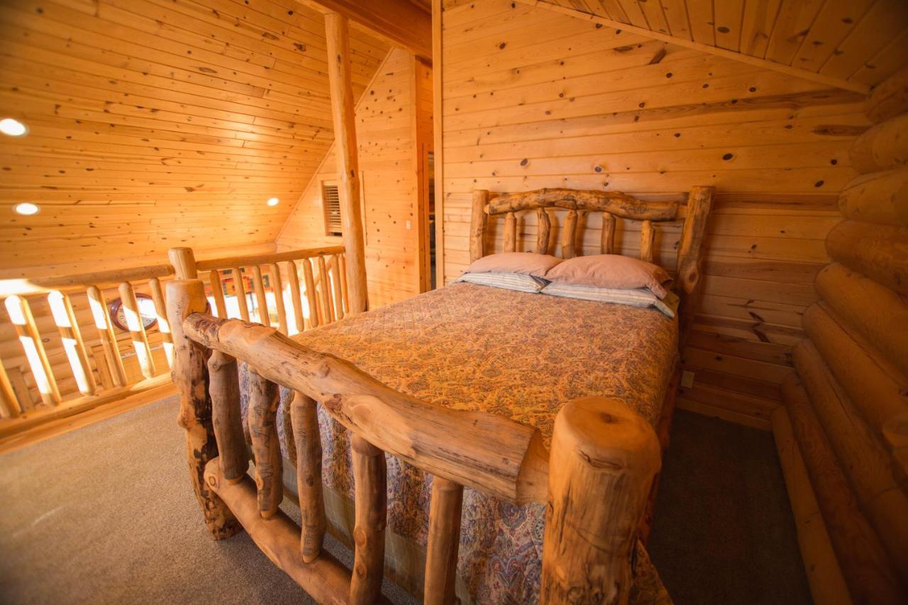 Villa The Pines At Island Park Extérieur photo